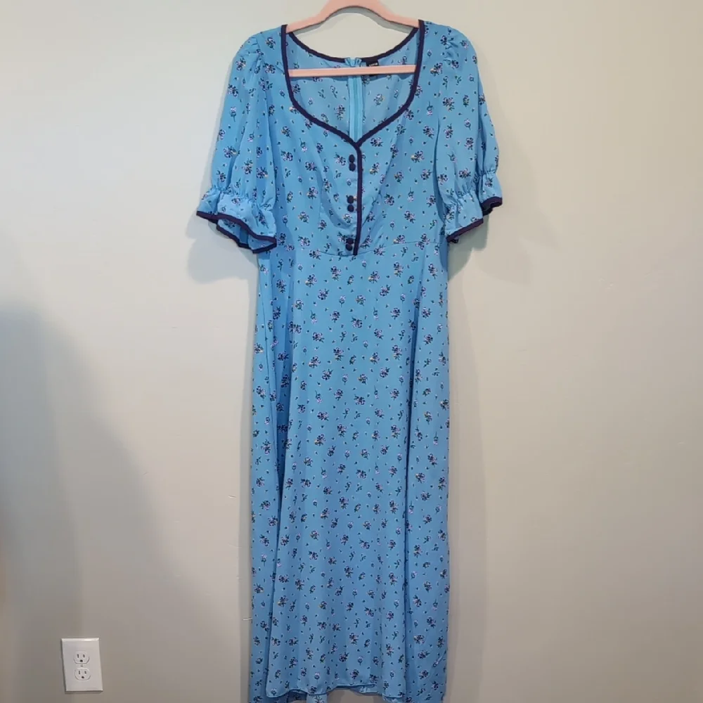 SHEIN Blue And Purple Floral Sweetheart Neckline Short Sleeve Midi Maxi Dress L